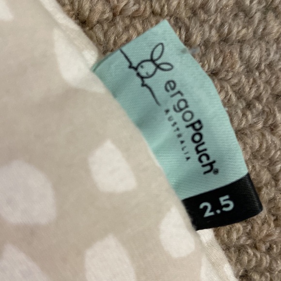 Ergo Pouch Australia Sleep Jumper - Picture 4 of 5